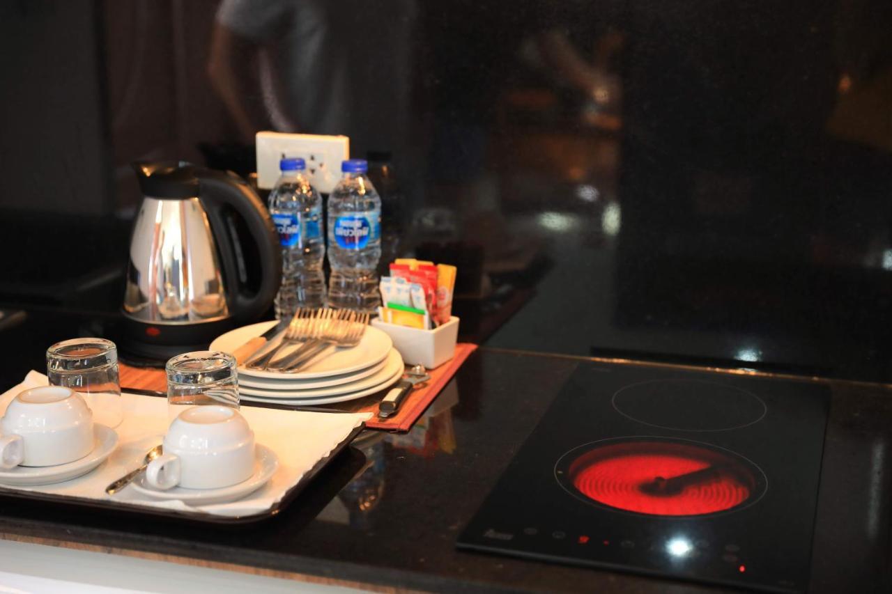 Palm Oasis Apartment Nai Harn ภายนอก รูปภาพ