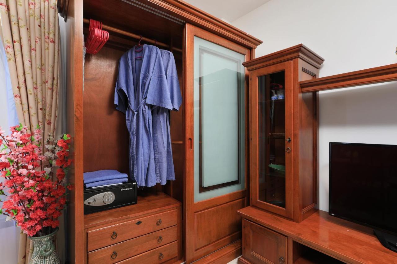 Palm Oasis Apartment Nai Harn ภายนอก รูปภาพ